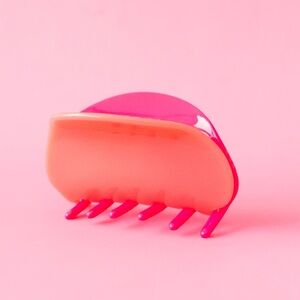 Two-Tone Hair Claw in Dragon Fruit